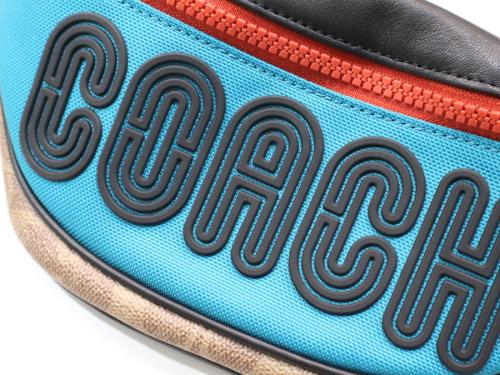 コーチのショルダー