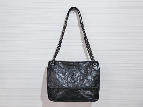 Saint Laurent Parisのサンローランパリ