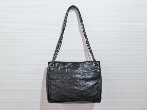 サンローランパリのショルダーバッグ