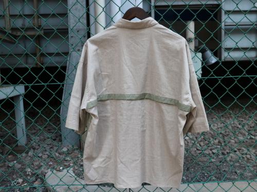 ジエダのスイッチングシャツ