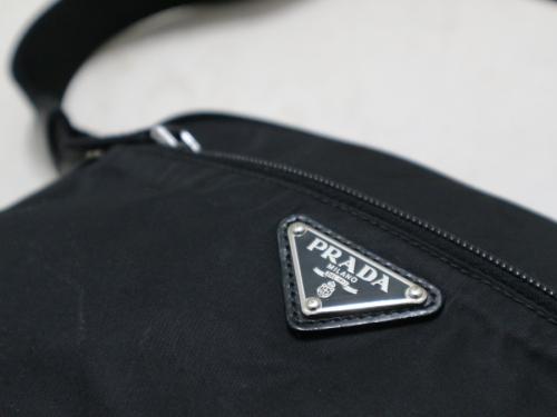 ショルダーバッグのユニセックス