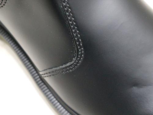 チェルシーブーツのサイドゴア