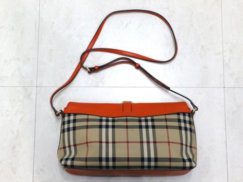 バーバリーのバッグ