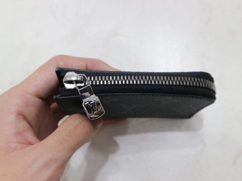 モノグラムのポルトモネ・ジュール