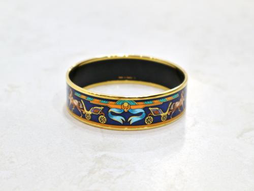 エルメスのバングル