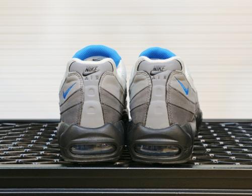 スニーカーのメンズ