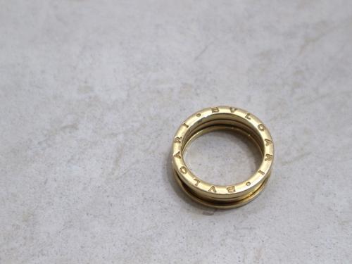 ビー・ゼロワン