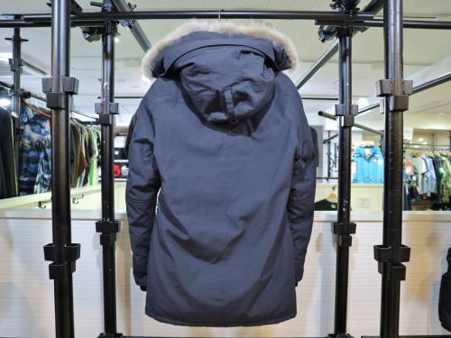 カナダグースのダウン