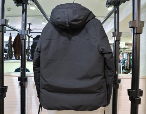 カナダグースのダウン