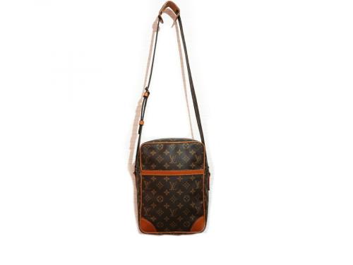 LOUIS VUITTON 　のルイ ヴィトン　