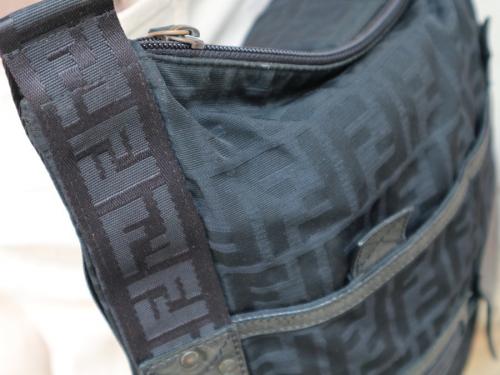 フェンディのズッカ柄