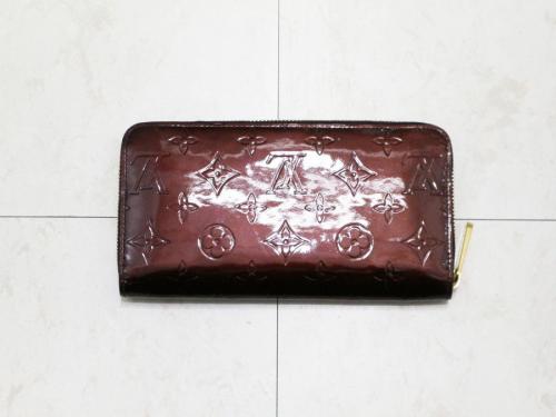 LOUIS VUITTONのルイ ヴィトン　