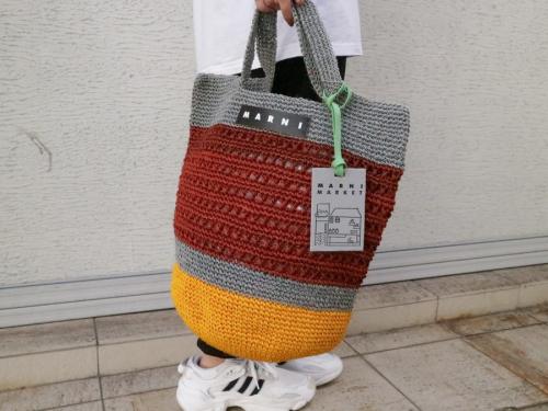 マルニのショッピングバッグ