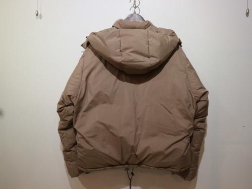 オーラリーのLIGHT FINX POLYESTER DOWN JACK