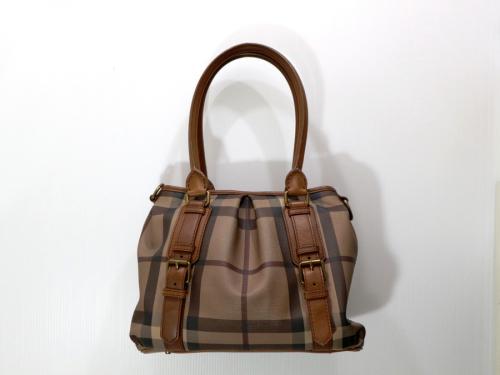 バーバリーのバッグ