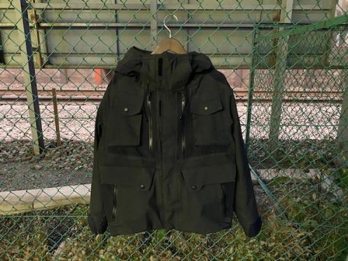 White Mountaineeringのホワイトマウンテニアリング