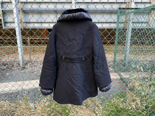 モンクレールのCRALICラビットファーウールダウンコート