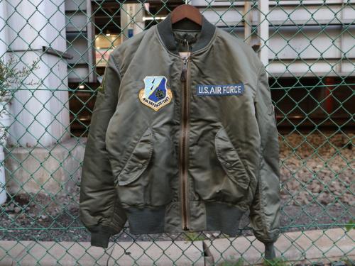 フライトジャケット　MA-1ジャケットの中古　メンズ　アメカジ