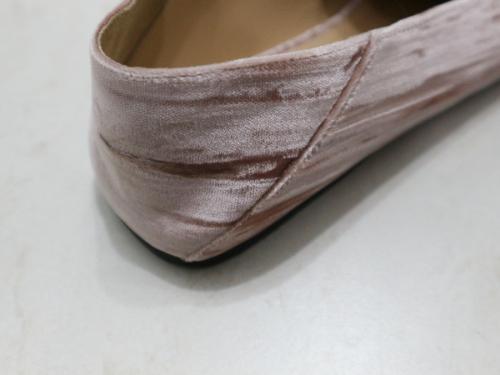 ベルベットパンプス