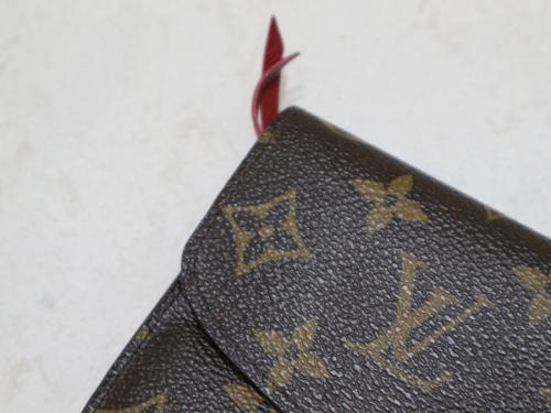 ポルトフォイユ エミリーのM60697 CA3180