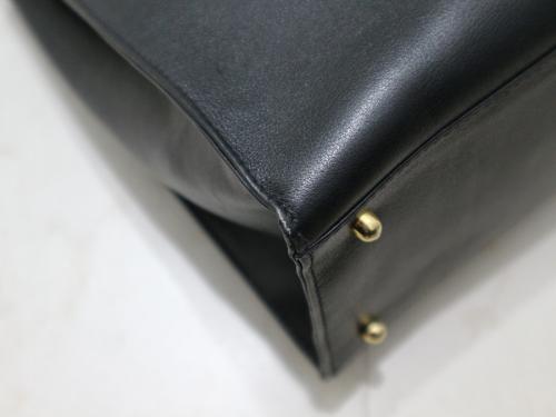 GIANNI VERSACEのヴィンテージメデューサトートバッグ