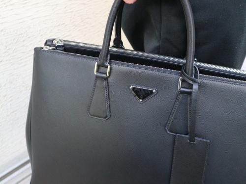 SAFFIANO TRAVEL NERO 2VG047