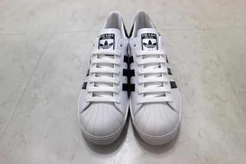 PRADA × adidasのプラダ × アディダス