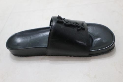 イブサンローラン