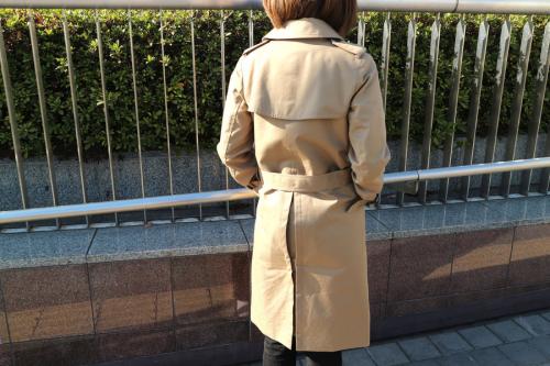 ハイクのトレンチコート