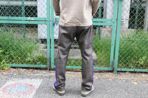 ニードルズのトラックパンツ