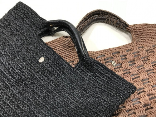 ラグジュアリーブランドのHELEN KAMINSKI