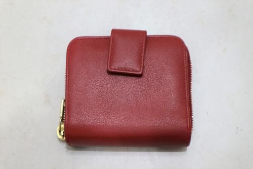 イヴサンローランの352906 YSL OTL PFD BDJ CHEVRETTE 2A