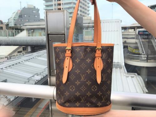 LOUIS VUITTON 　のルイ ヴィトン　