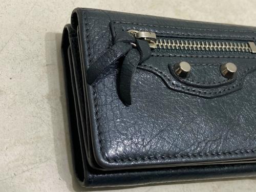 クラシックミニウォレットの477455・1110・V・555583