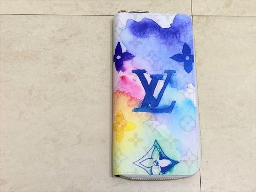 LOUIS VUITTON 　のルイ ヴィトン　