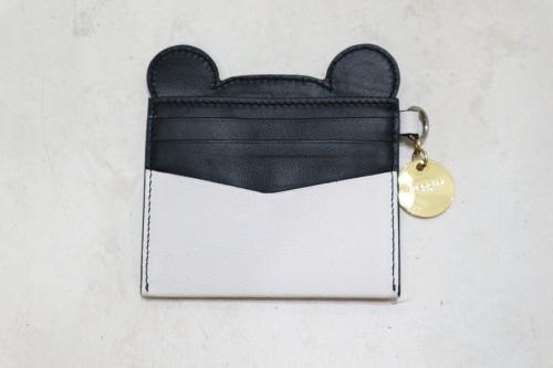 ジバンシーのアニマルカードケース