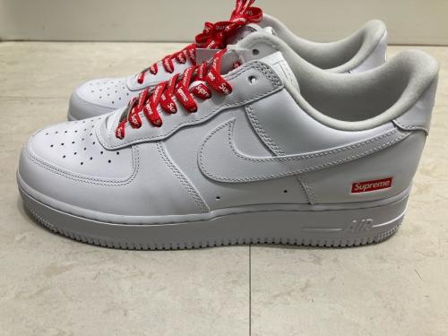 スニーカーのメンズ