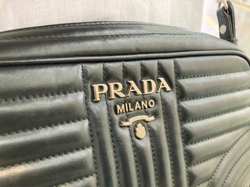 バックのレディース