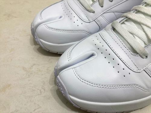 スニーカーのメンズ