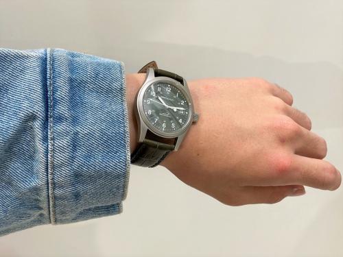 ハミルトンのカーキーフィールド