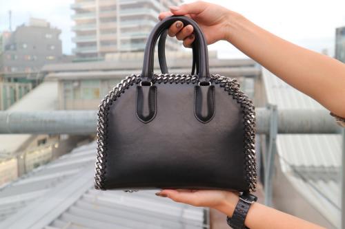 ファラベラ ボックスチェーンショルダーバッグ