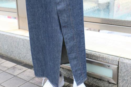 ハードツイストデニムスリットスカート