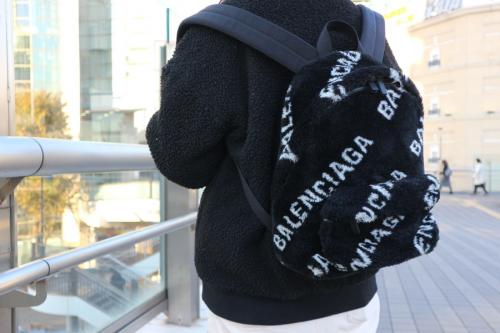 BALENCIAGAのバレンシアガ