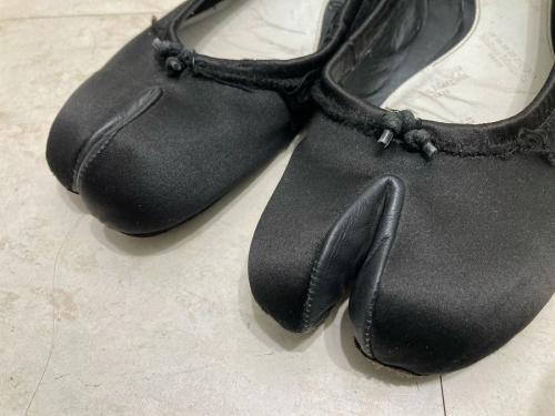 メゾンマルジェラ 22のパンプス