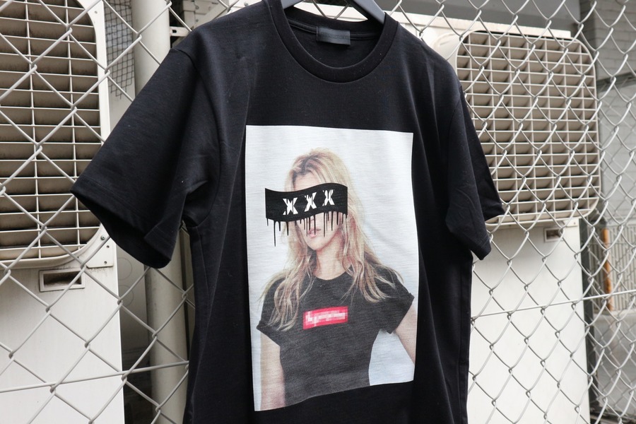 即完売品！【GOD SELECTION XXX】より19SSケイトモスTシャツ入荷 ...