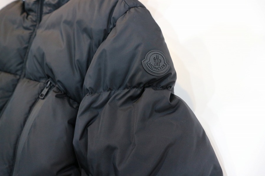 電撃入荷！【MONCLER】より19-20aw