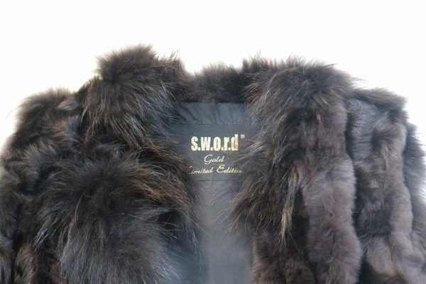 19AW！Deuxieme Classe取扱【S.W.O.R.D/スワード】よりMIX FUR ベスト