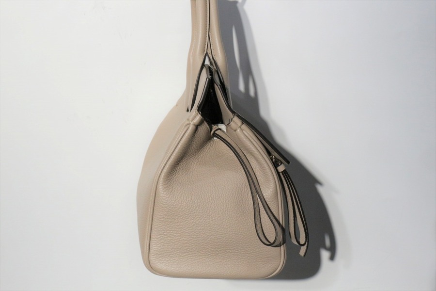 Salvatore Ferragamo/サルヴァトーレ フェラガモ】STUDIO BAG Salvatore Ferragamo/サルヴァトーレ フェラガモ】STUDIO BAG