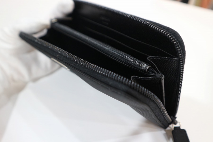 PRADA/プラダ】ラウンドファスナーウォレット入荷致しました！[2020.06 