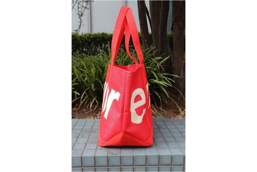 Supreme Raffia Tote Bag 大容量 A4収納 肩掛け レッド 楽天市場】Supreme / シュプリームRaffia Tote / ラフィア